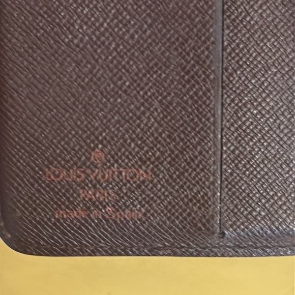 Louis Vuitton Damier Bifold wallet - Picture 9 of 16